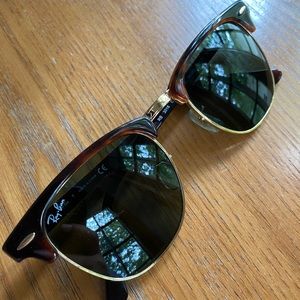 Ray-Ban Clubmaster Sunglasses in Tortoise